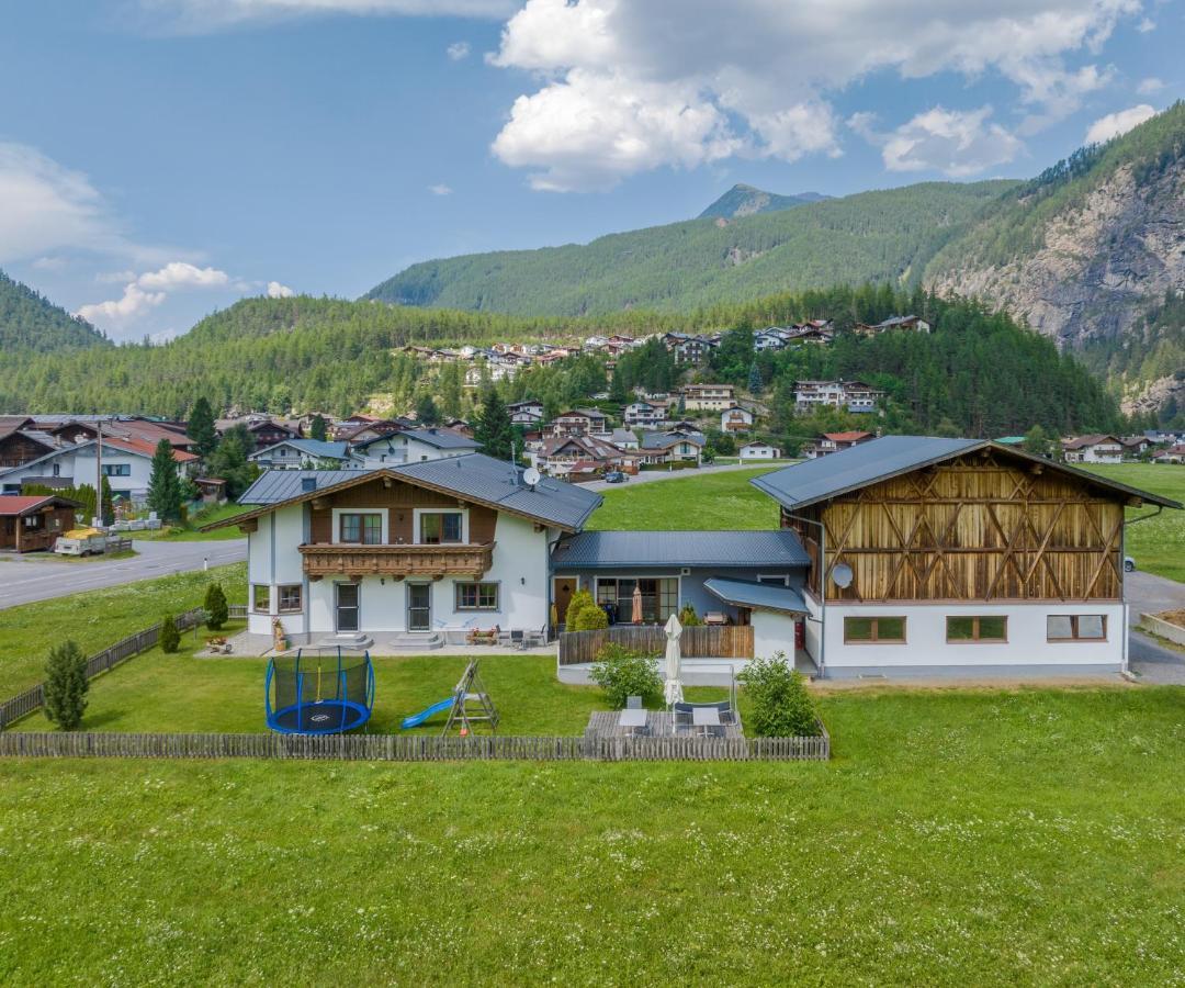 Landhaus Oetztalblick Langenfeld Exterior photo