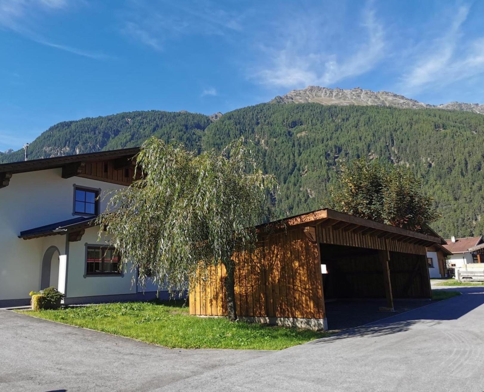 Landhaus Oetztalblick Langenfeld Exterior photo
